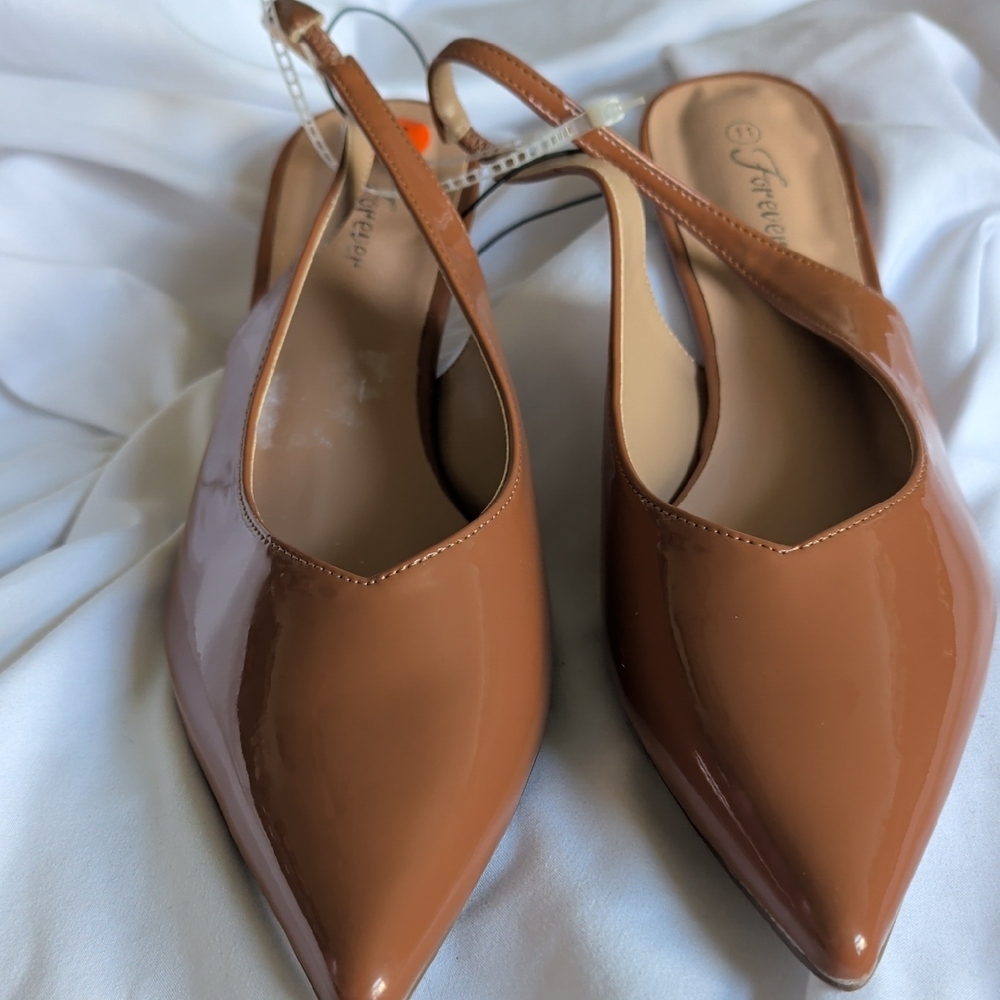 Forever Link Women's Patent Pointed-Toe Slingback Flats in Brown